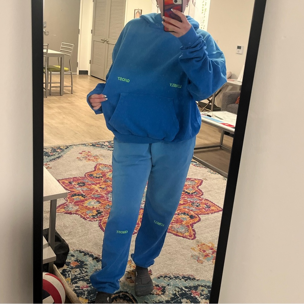 Lonely ghost set